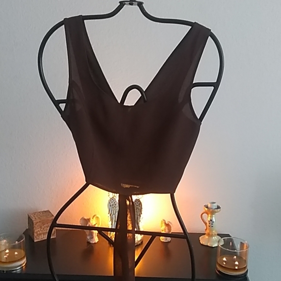 Top - Picture 2 of 5